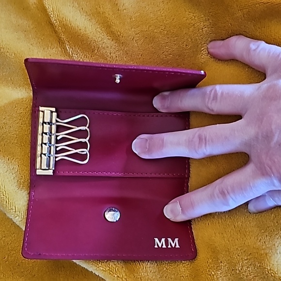 ✨Louis Vuitton Monogram Vernis Leather Multicles 4 Ring Key Case M60634 - Picture 3 of 9